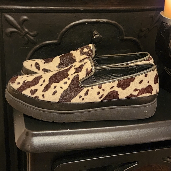 Donald J Pliner Mickey Calf Hair Slim Loafers, Size 6 - Picture 4 of 8